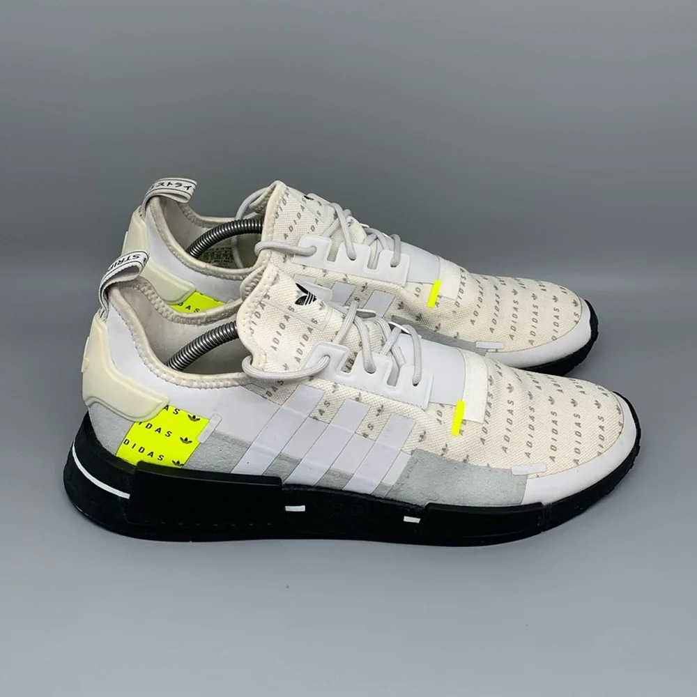 Adidas NMD R1 V2 Soft Vision Cream Running Shoes GZ7944 Men’s Sz 11.5